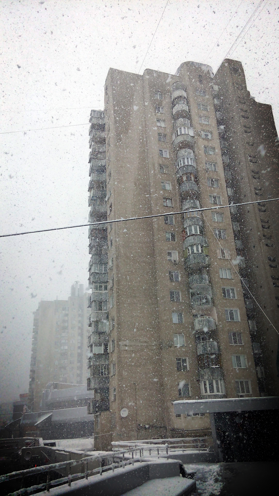 april snow in chisinau (17)