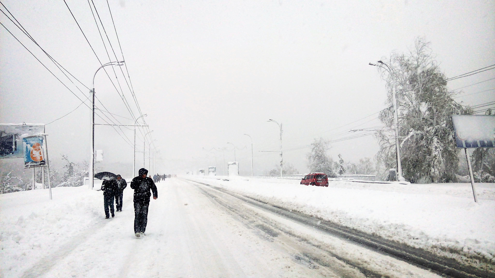 april snow in chisinau (19)