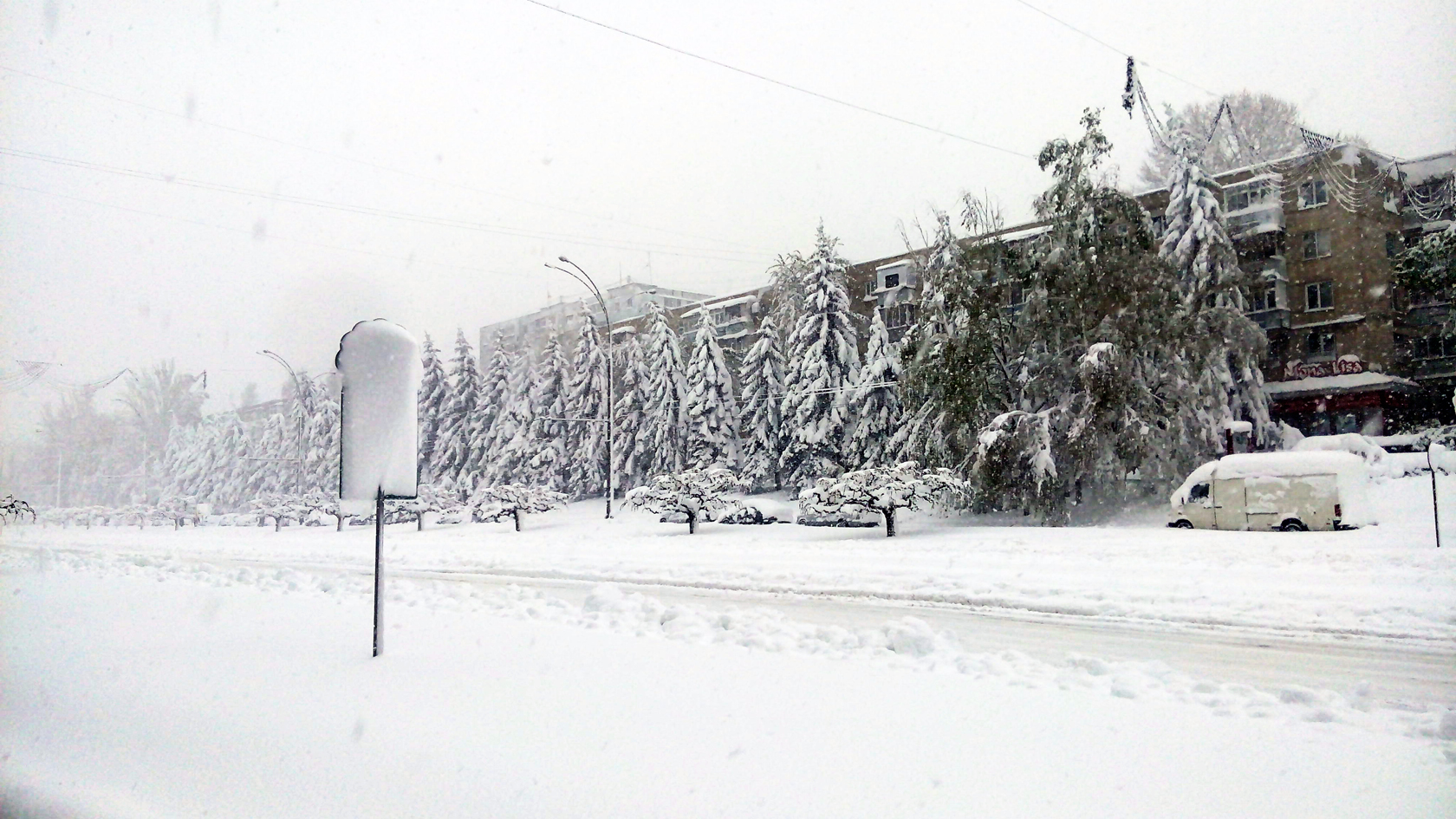 april snow in chisinau (22)